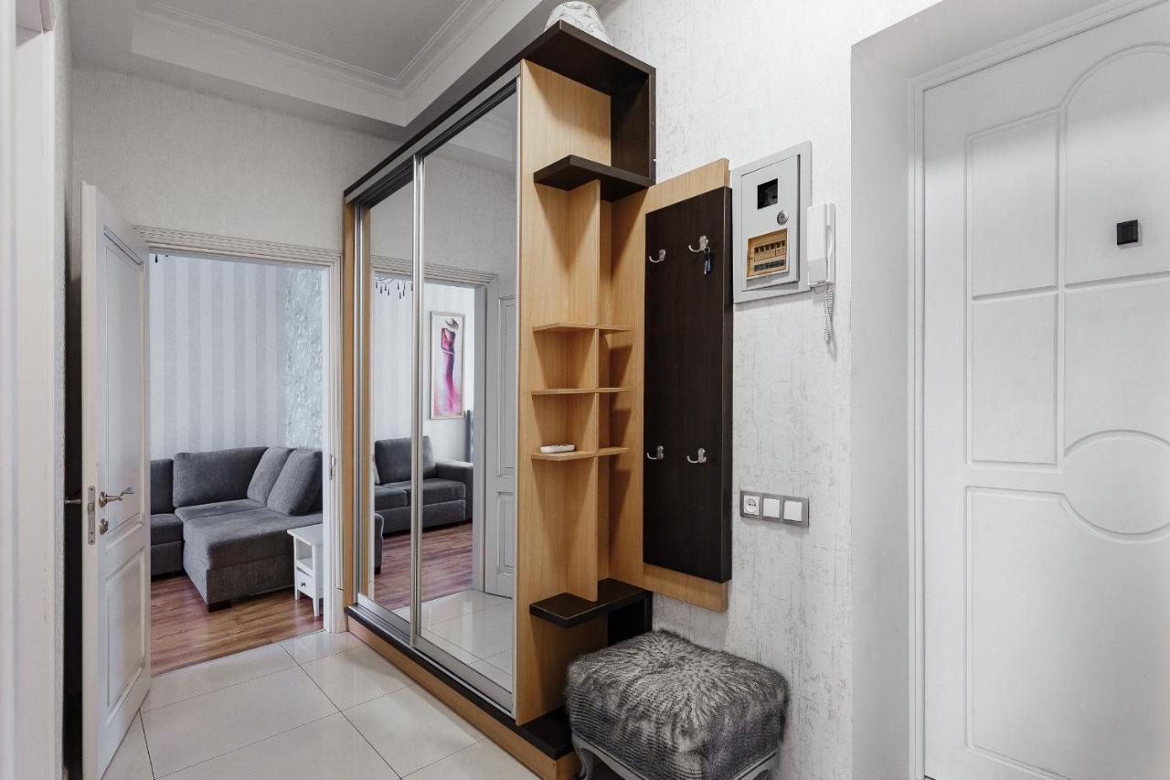 2 Bedroom On Deribasovskaya Str. Odessa Ngoại thất bức ảnh